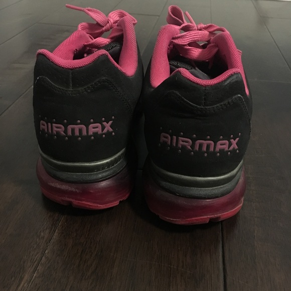 Black with pink Nike Airmaxes - Picture 4 of 5